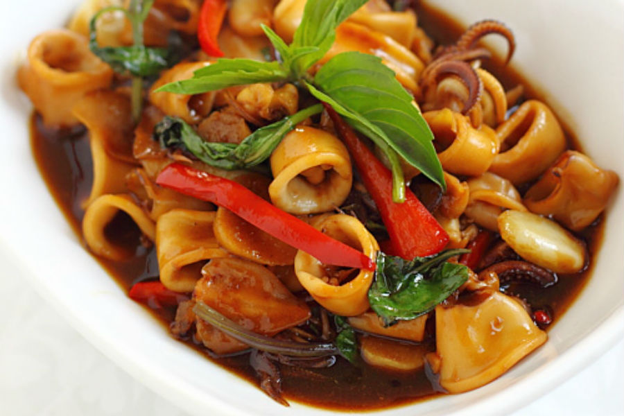 Receta wok de verduras con calamar
